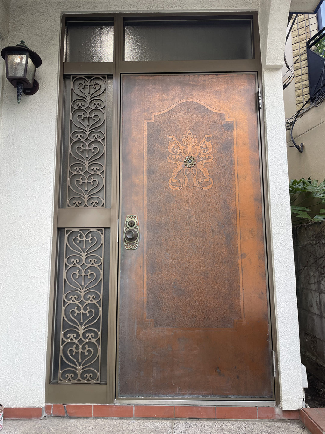 東京都渋谷区_玄関周りアルミサッシ塗装工事_施工後