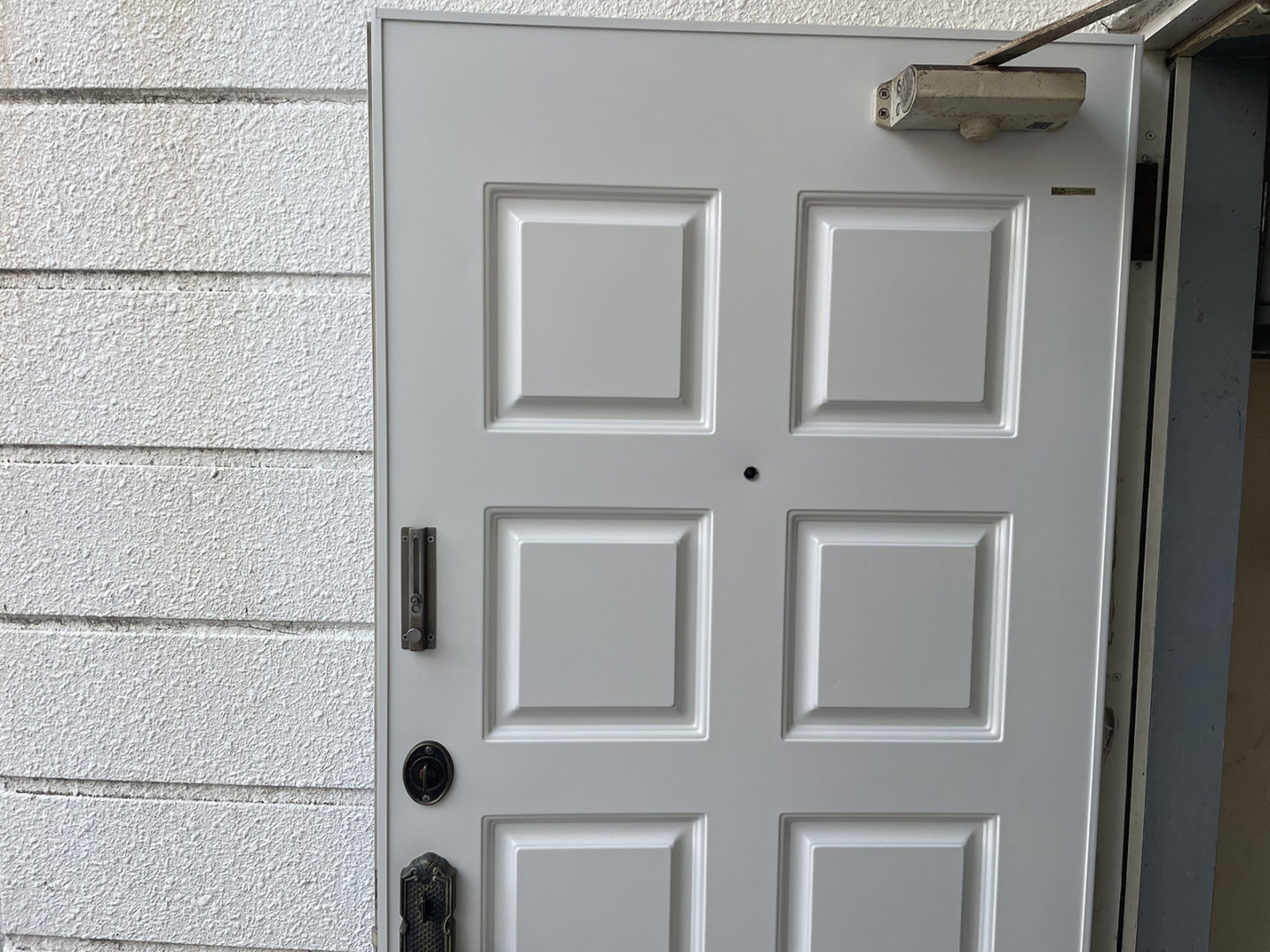 東京都練馬区_玄関扉塗装_施工後