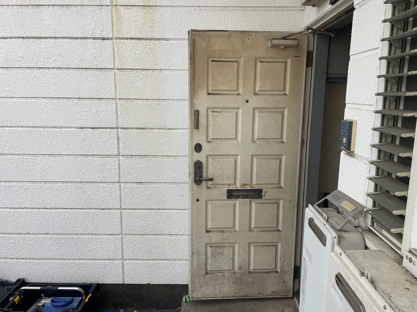 東京都練馬区_玄関扉塗装_施工前