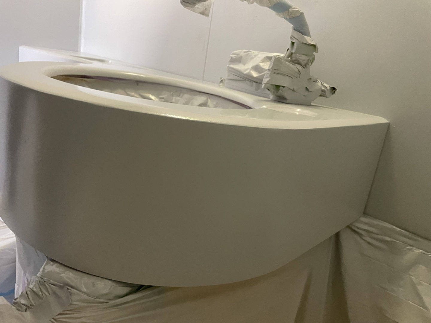 杉並区_浴室洗面台と壁面の再生塗装工事_施工前